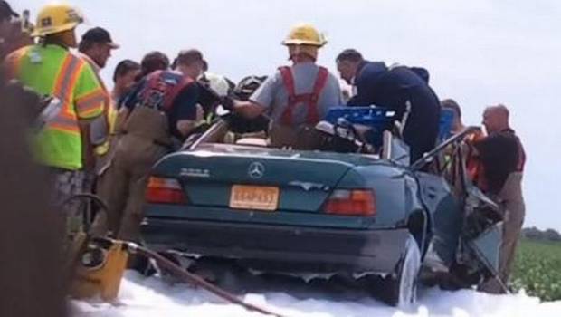 sacerdote-accidenteEEUU