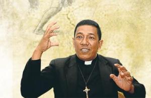 patricio-gonzalez-exorcista-ecuador